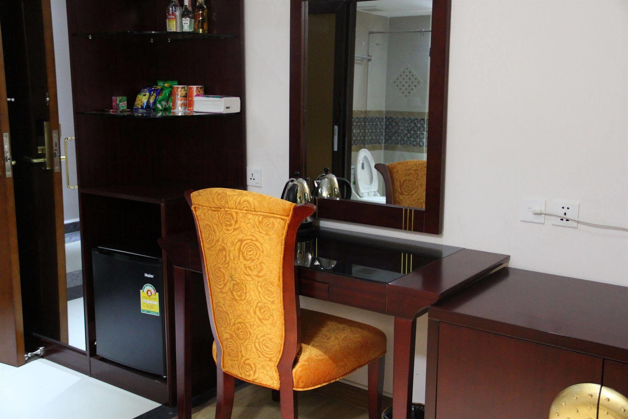 เดอะ พรีวี่ สวีทส์ Hotel Pattaya ภายนอก รูปภาพ