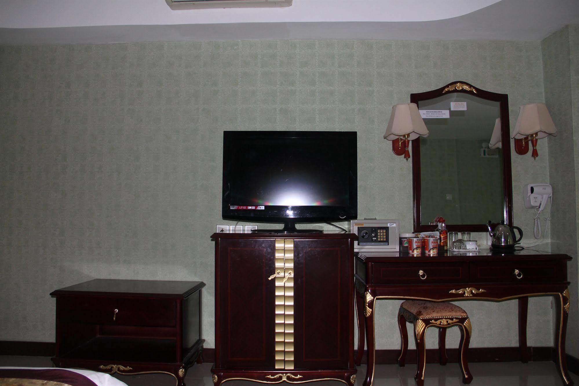 เดอะ พรีวี่ สวีทส์ Hotel Pattaya ภายนอก รูปภาพ